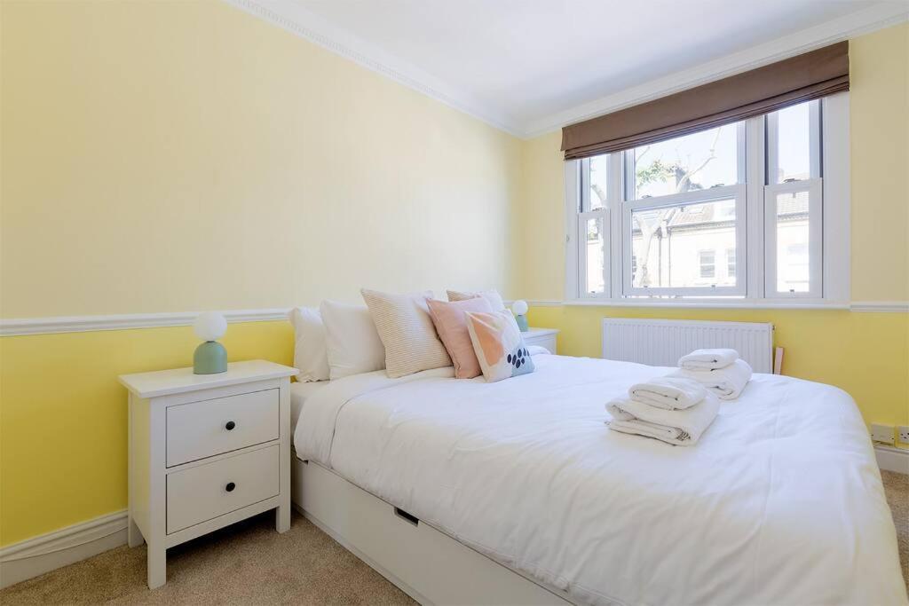 Spacious 3 Bedroom Flat With Terrace Londres Exterior foto